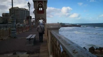 إنذار جوي.. الأرصاد تاريخ ظاهرة قوية حتى 9 صباحًا